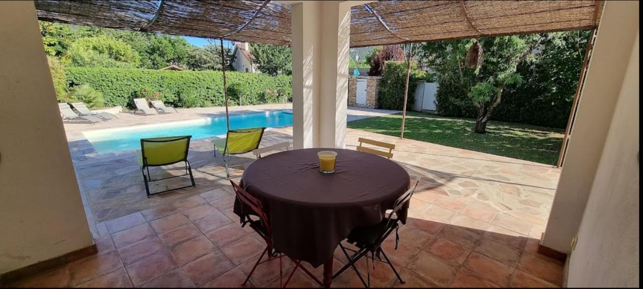 Studio Independant A La Villa Garlaban 3 Etoiles Gémenos Екстериор снимка